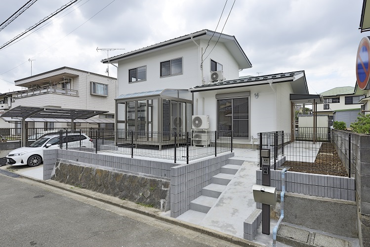 3世帯ご同居・物がすっきり：戸建てスケルトンリフォーム