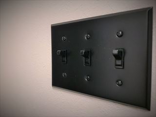 水廻り中心に施工・全体的に大人な雰囲気漂う空間