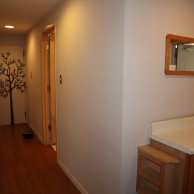 使いやすいように間仕切りを変更・全部屋の内装張り替え