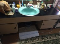 使いやすい広さの洗面化粧台・新しい排水トラップに交換