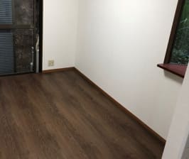 下地を補強後にフローリングは木質フロアに張り替え