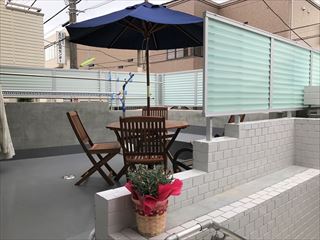 耐震仕様に施工・色味を統一した門周り