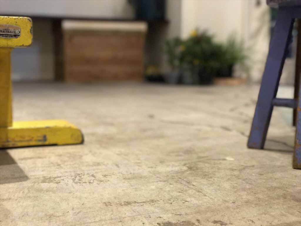お菓子屋開業にあたりおしゃれな内装と外観に仕上げ