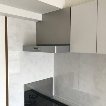 賃貸物件に適したシステムキッチンに取り換え