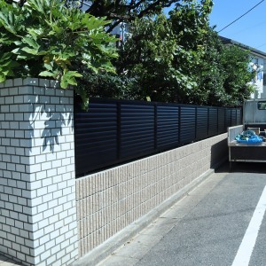 倒壊事故防止のためのブロックの軽量化