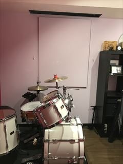 家でも楽器演奏が楽しめる防音室を新設