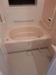 介護のしやすさを考慮したお風呂場に施工