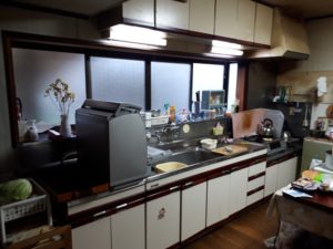 キッチンを全体的に改装・ナチュラルな雰囲気に仕上がり