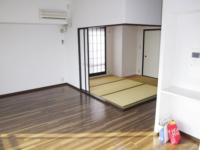 室内すべてのお部屋のフローロング・クロスを張り替え