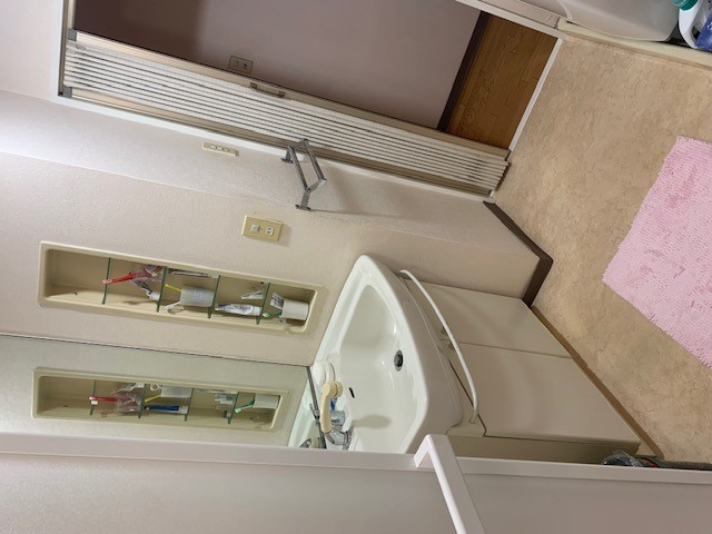 綺麗な洗面台とトイレで気持ちの良い朝をお過ごしください！
