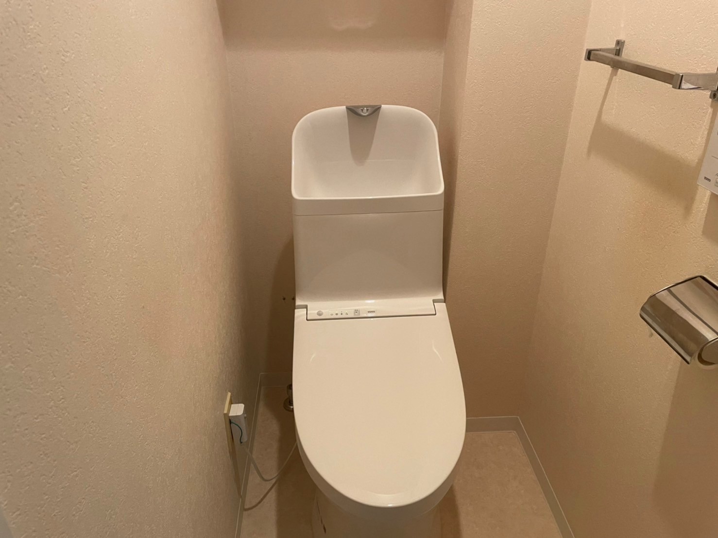 綺麗な洗面台とトイレで気持ちの良い朝をお過ごしください！