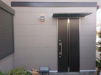 汚れが目立つ外壁を塗装・お部屋内部解体で間取りを変更