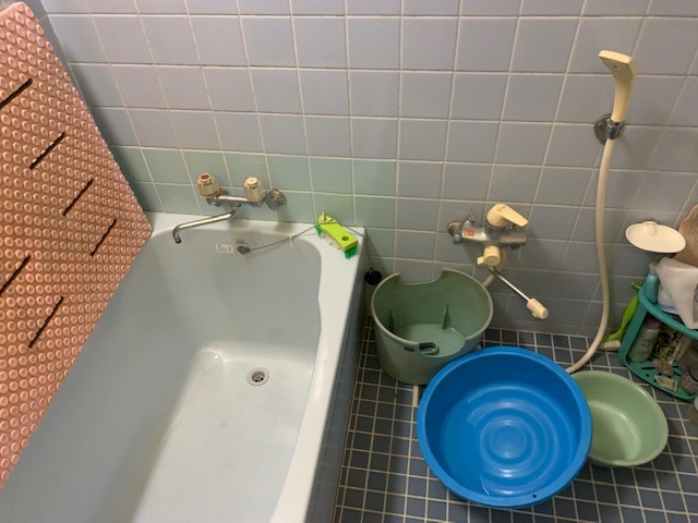 冷たいお風呂から浴室暖房乾燥機付きの快適なお風呂へ