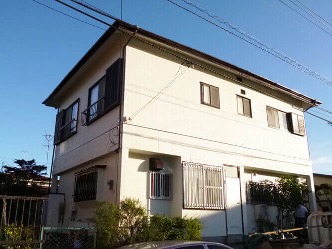経済的な負担に配慮して同時に外壁・屋根塗装
