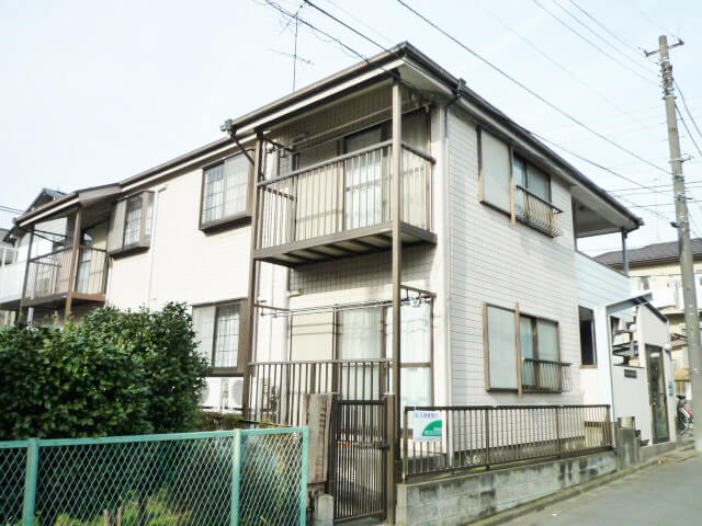 耐候性に優れた塗料で長持ちしやすい外壁に