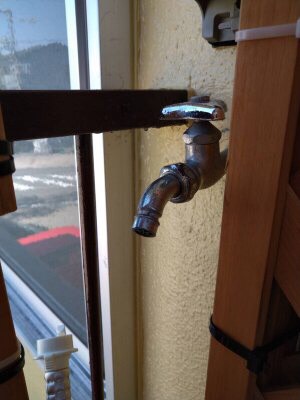 水栓蛇口の交換