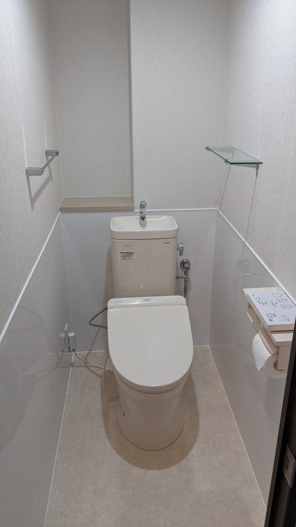 トイレと洗面所を１日施工で！