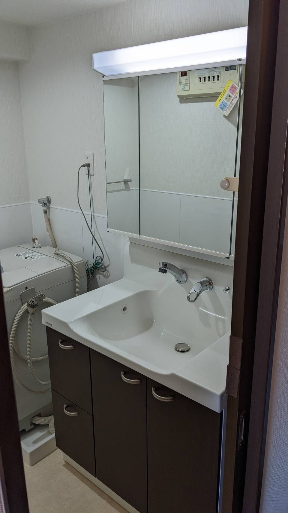 トイレと洗面所を１日施工で！