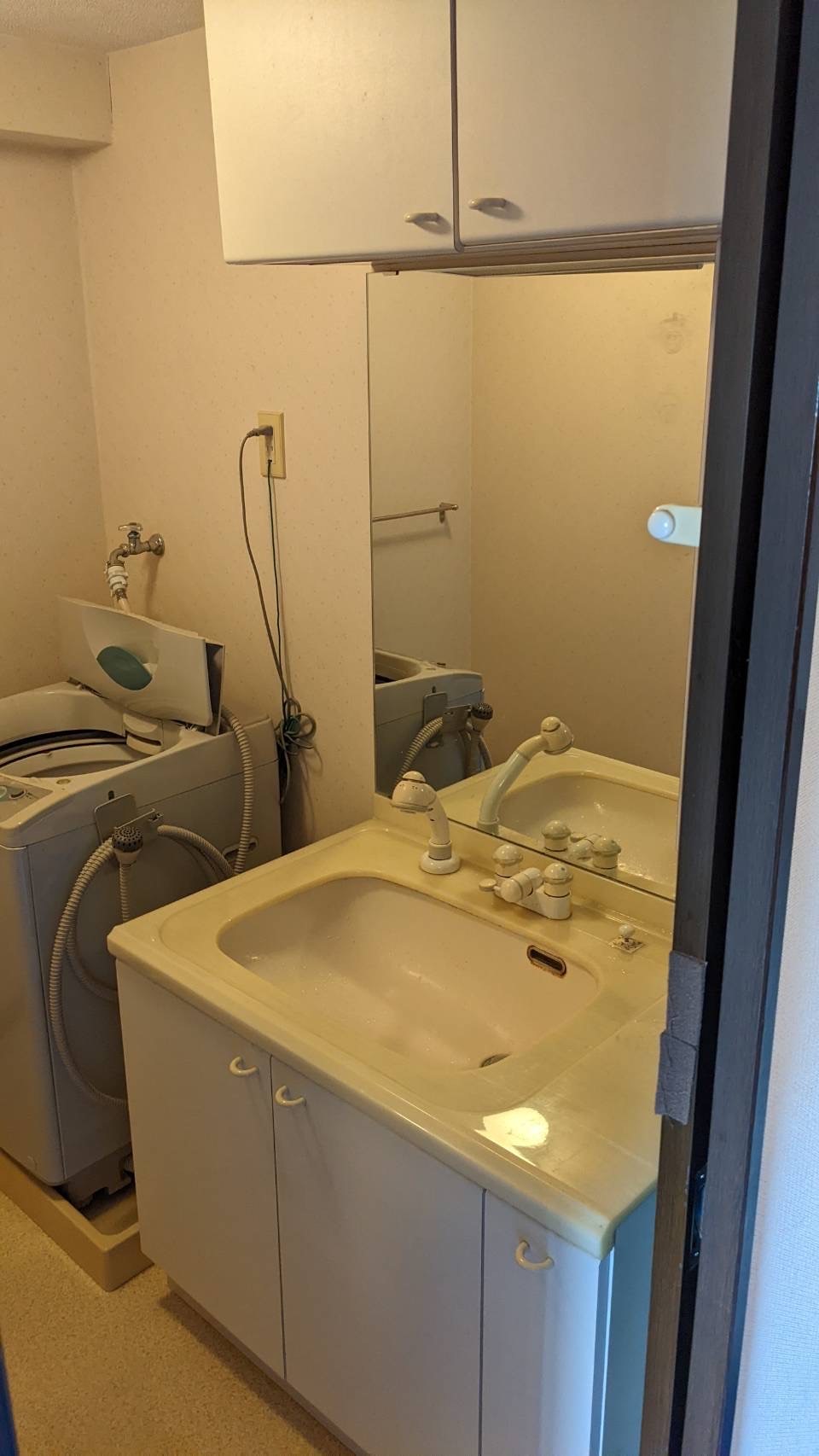 トイレと洗面所を１日施工で！