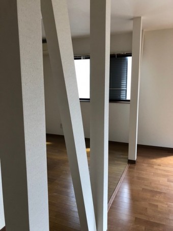間取り変更で明るく広々とした空間に