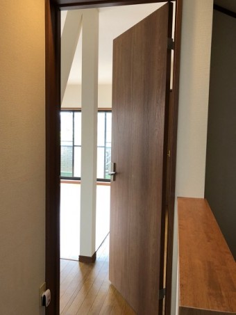 間取り変更で明るく広々とした空間に