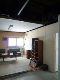 プレパブ小屋をくつろげるお部屋にリフォーム