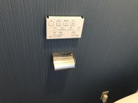 トイレの内装をシックで落ち着いた雰囲気に