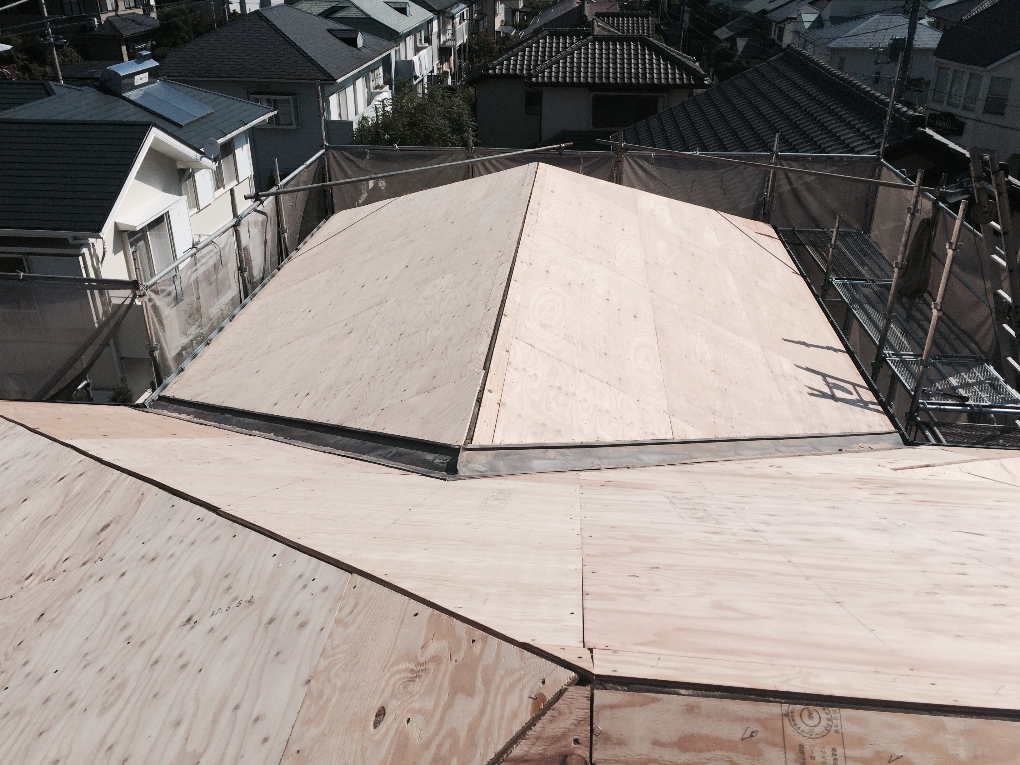 屋根の軽量化