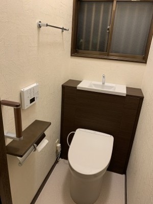 タンクレス風のトイレで空間がスッキリ
