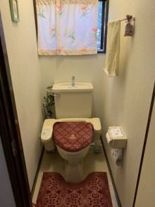タンクレス風のトイレで空間がスッキリ