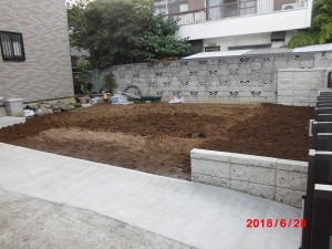 家屋解体で家庭菜園を楽しめるスペースを確保