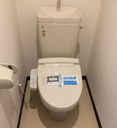 お手入れがしやすいフチレス形状・節水機能が搭載