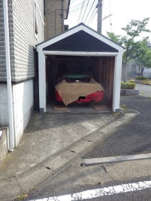 ガレージを拡張・車庫の外観をブラックで塗装
