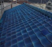 軽量金属屋根で建物にかかる重さを軽減