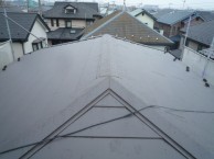 耐震に◎の軽い金属屋根に変更