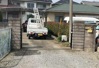門の間口を3ｍに変更・夜はオシャレな雰囲気に