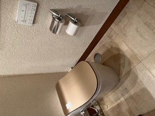 来客用のトイレを不備に伴い交換
