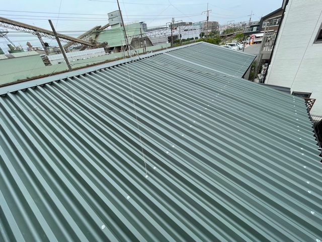 京都府向日市　リファインルーフ650に屋根カバー工事