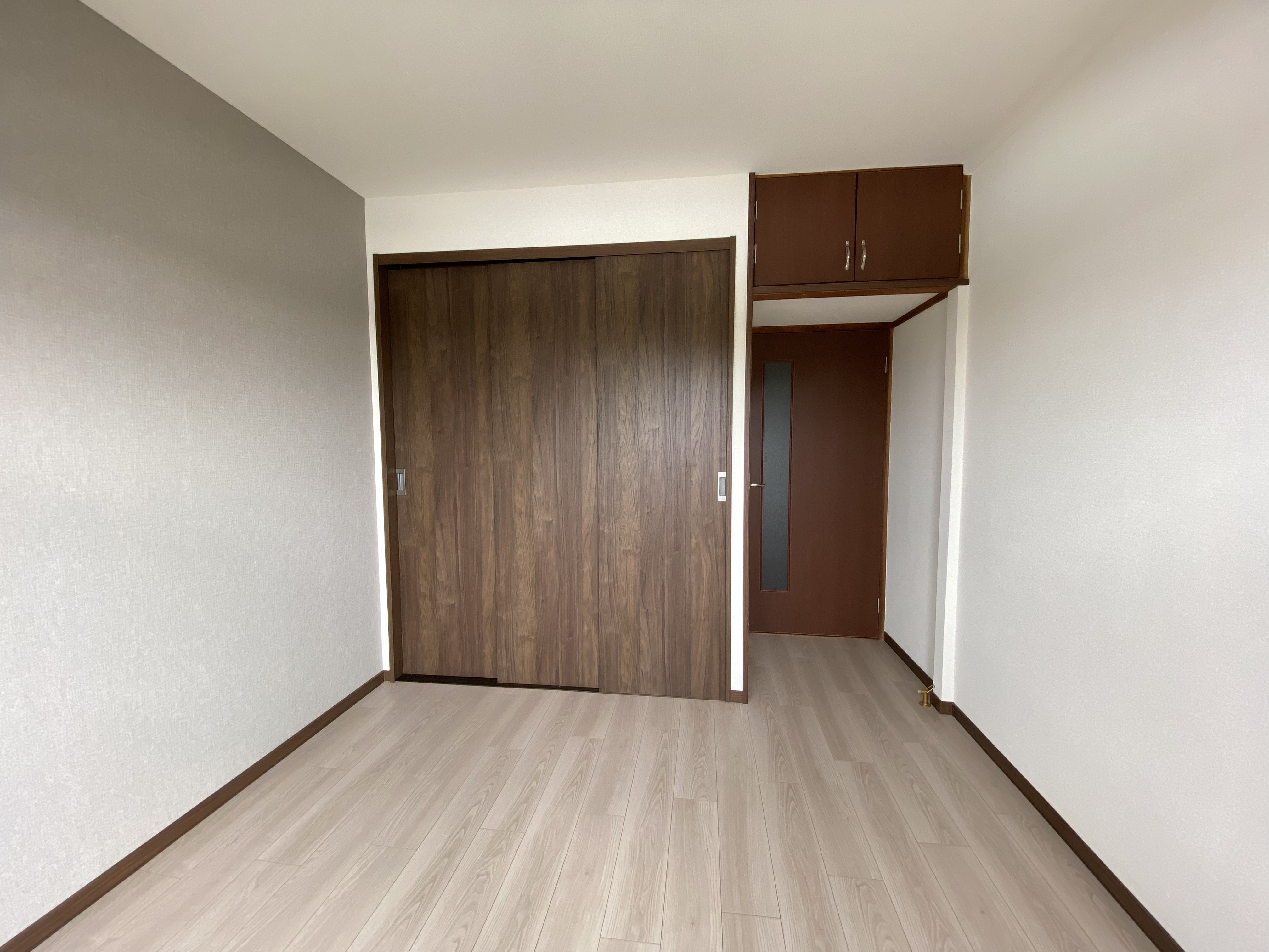 最上階物置和室を洋室の子供部屋へ