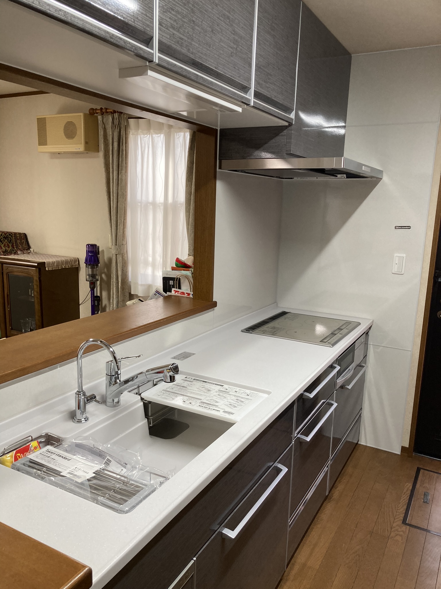 キッチン交換及び外壁屋根塗装工事