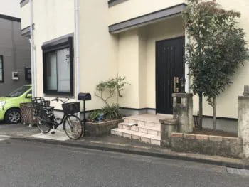 駐車場スペース確保に伴い花壇を撤去