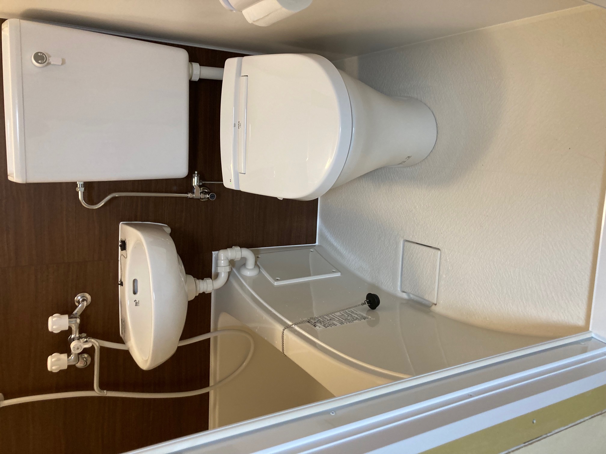 ３点ユニットバスを交換・オプションにシャワートイレ