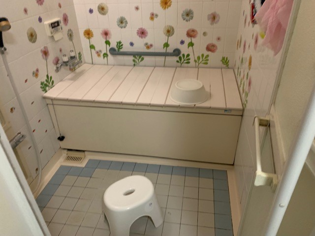明るく綺麗な浴室になりました。