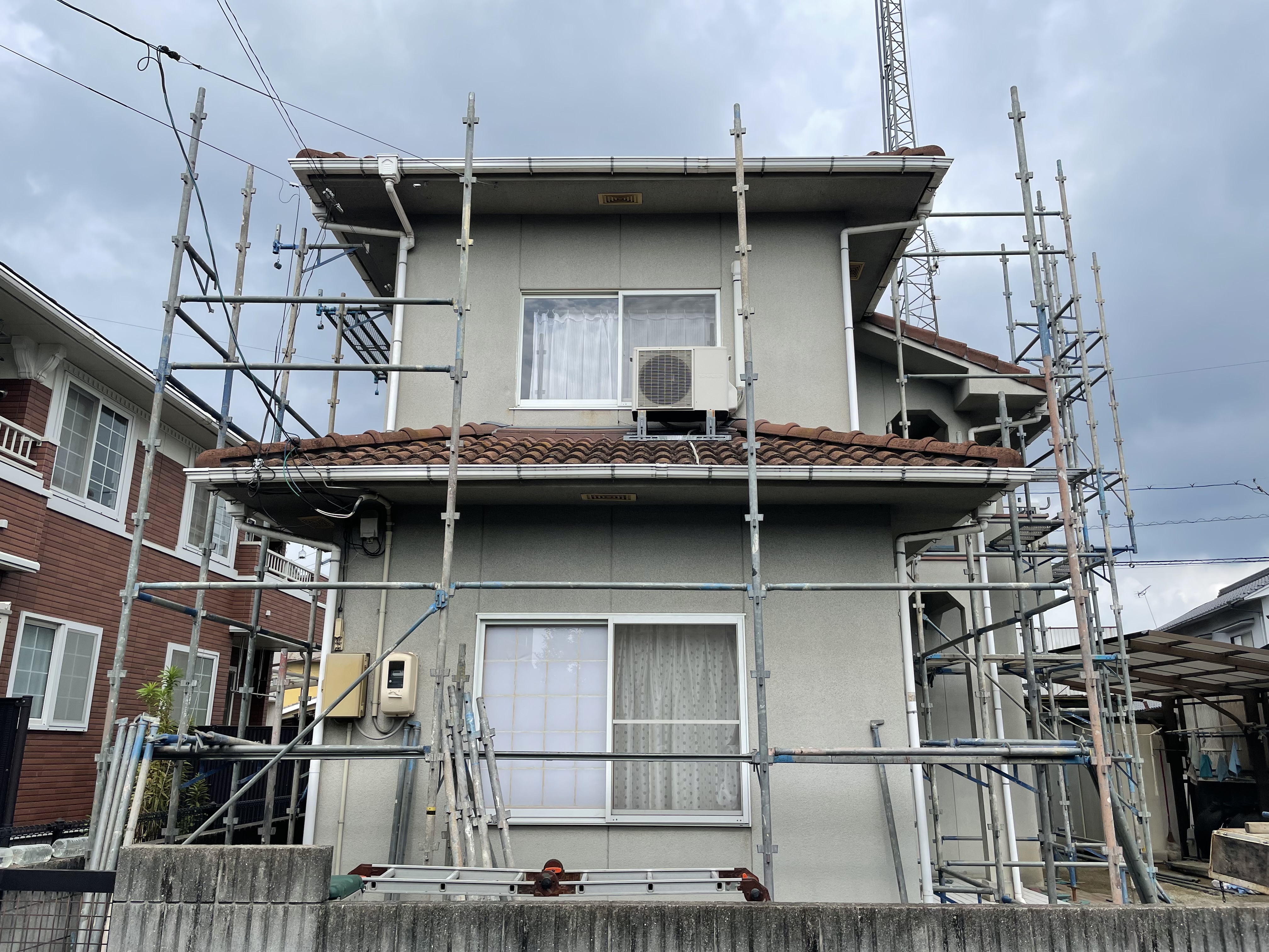 屋根葺き替え・外壁塗装