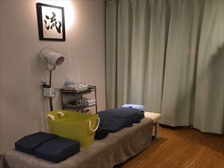 ナチュラルからシックな雰囲気のイメージにチェンジ