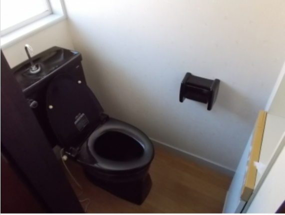トイレをリフォーム！居心地のいい空間になりました。