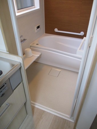 分譲住宅の1階部分を改修・レトロ感を演出