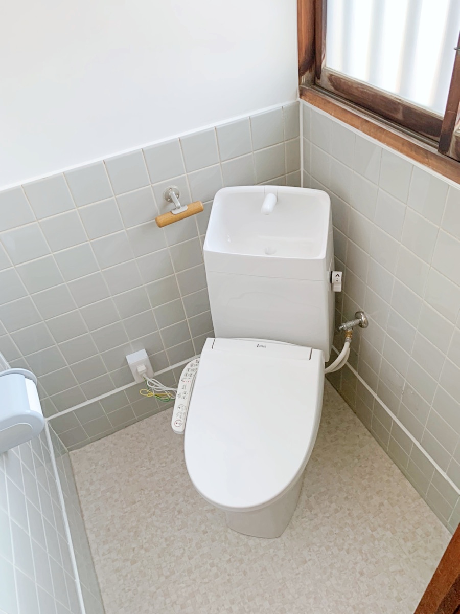 和式トイレから洋式トイレへリフォーム致しました
