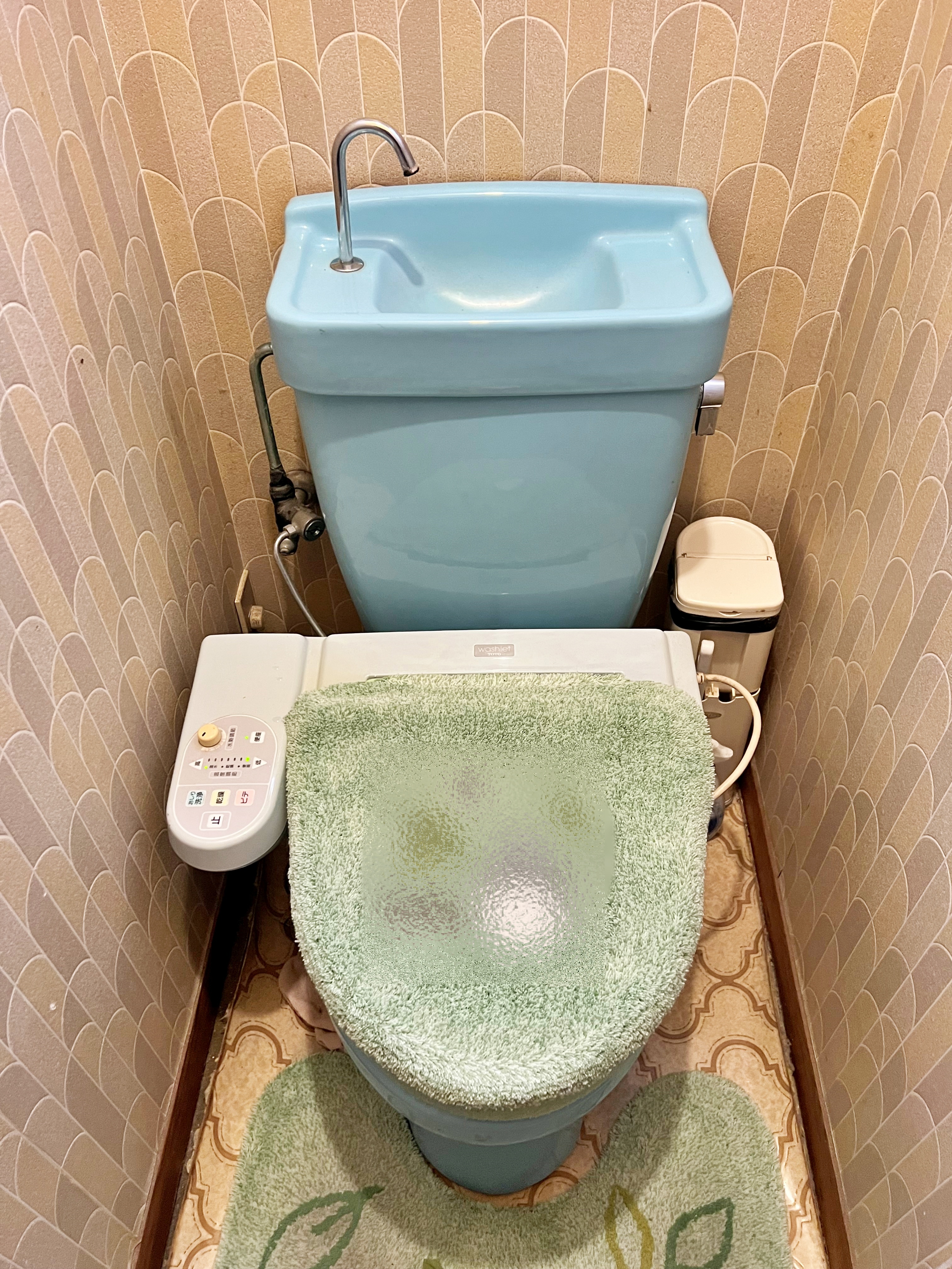 明るく清潔感あふれるトイレ空間へ