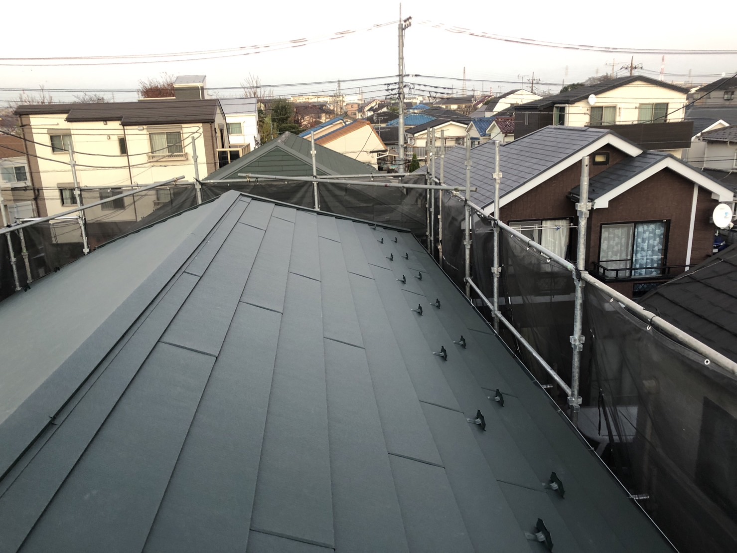屋根葺き替え工事（屋根の軽量化助成金無料申請代行）